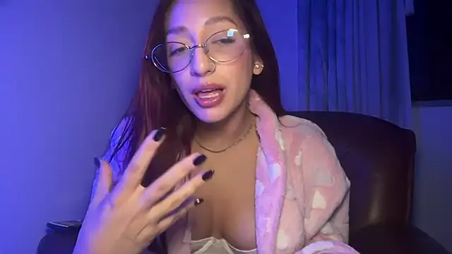 Snapshot of julialupato1606 chatting on 2, 3, 2026 julialupato1606 online show from 2, 3, 2026