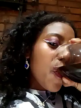 CATALEYA LYON online show from 7, 12, 2024