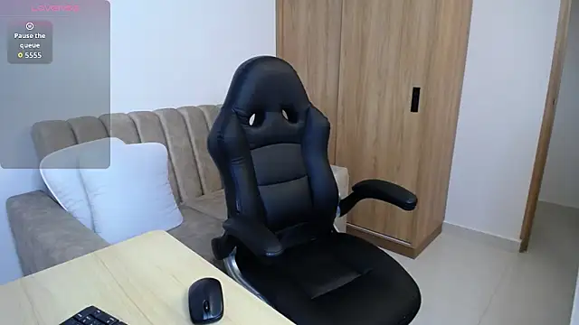 karoll marquez online show from 7, 4, 2026