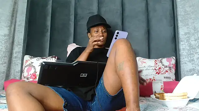 Lucy Blacksilk online show from 1, 10, 2025