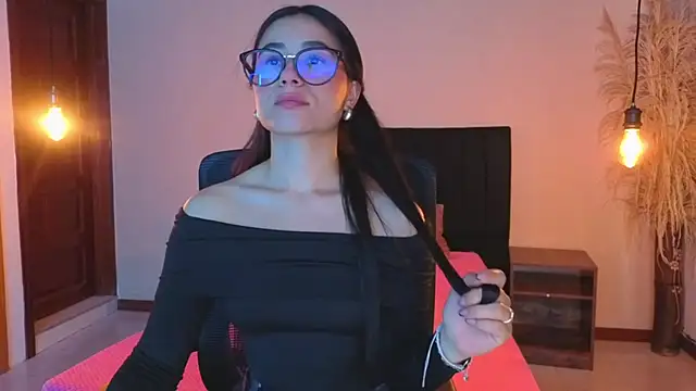 ChloeTurner  online show from 6, 2, 2026