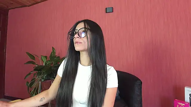 ChloeTurner  online show from 28, 3, 2026