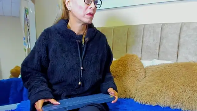 emagarcia online show from 17, 9, 2025