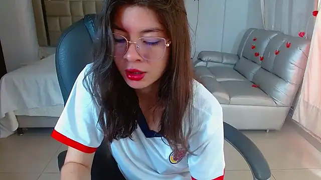 zoecruzz online show from 26, 3, 2026