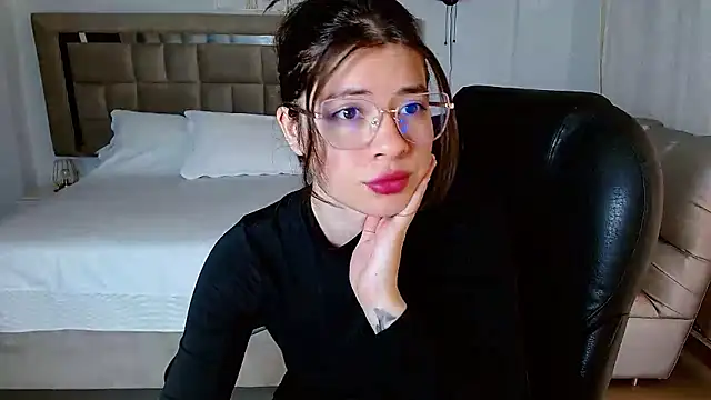 zoecruzz online show from 15, 1, 2026