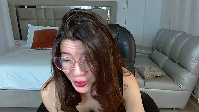 zoecruzz online show from 14, 1, 2026