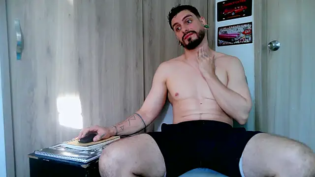 Aaron kwok28 online show from 11, 3, 2026