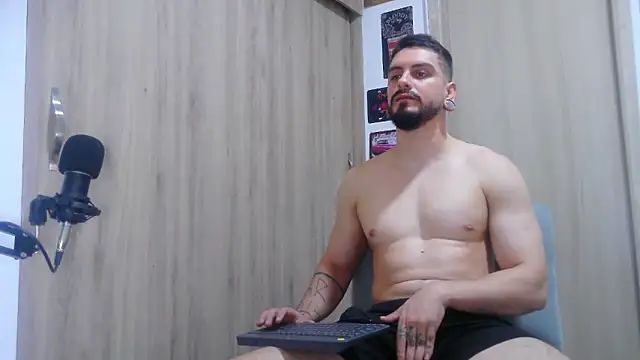 Aaron kwok28 online show from 1, 11, 2025