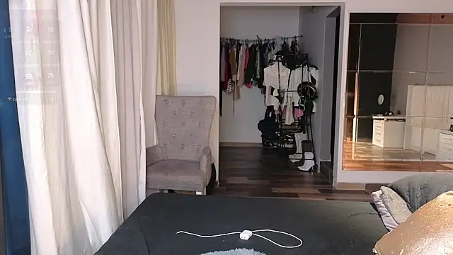 greyslopez online show from 10, 9, 2025