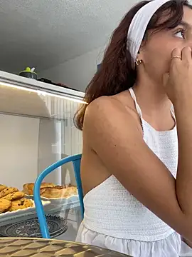 Katee Jones online show from 17, 3, 2025