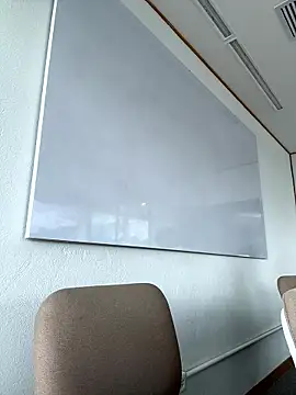 Katee Jones online show from 31, 3, 2026