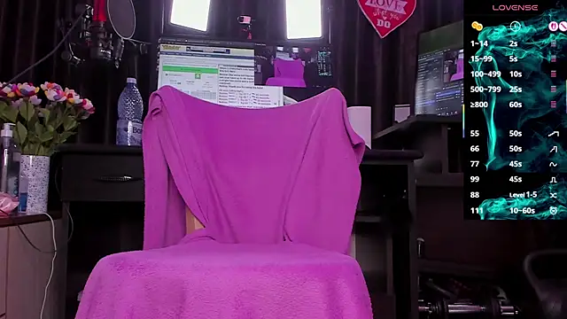 Raissa sky26 online show from 3, 10, 2025