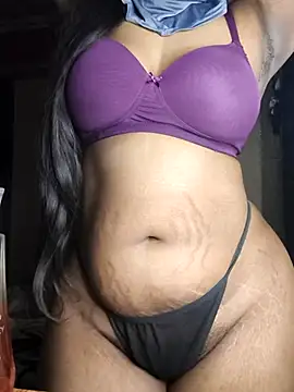 Snapshot of susmithasushi81 chatting on 25, 2, 2026 susmithasushi81 online show from 25, 2, 2026