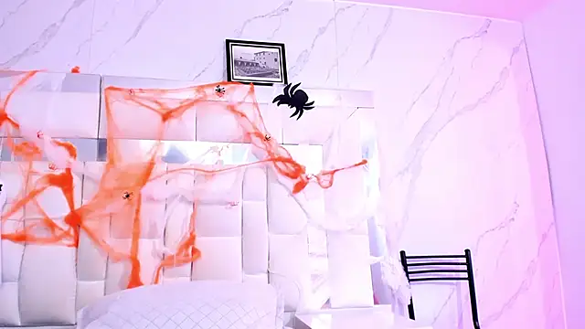 Snapshot of BritneyCollins chatting on 11, 10, 2025 BritneyCollins online show from 11, 10, 2025