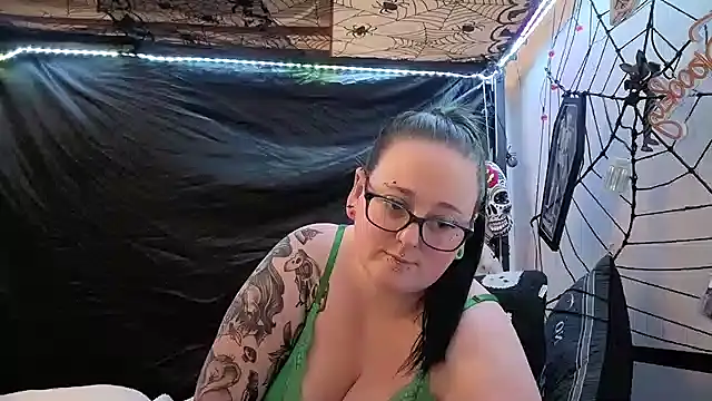 Snapshot of Bunny_Cummings chatting on 11, 1, 2026 Bunny Cummings online show from 11, 1, 2026