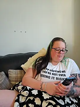 Snapshot of Bunny_Cummings chatting on 30, 9, 2025 Bunny Cummings online show from 30, 9, 2025