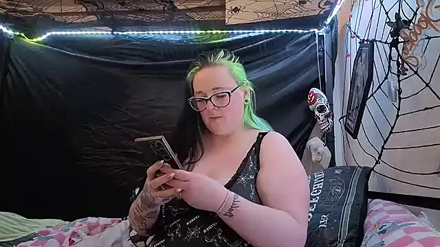 Bunny Cummings online show from 1, 3, 2026