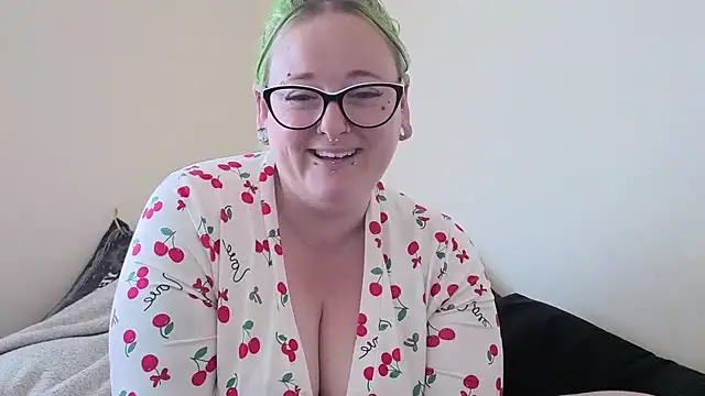 Bunny Cummings online show from 25, 7, 2026