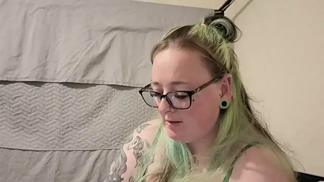 Bunny Cummings online show from 12, 5, 2026