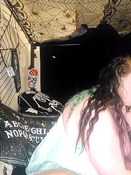 Snapshot of Bunny_Cummings chatting on 15, 11, 2025 Bunny Cummings online show from 15, 11, 2025