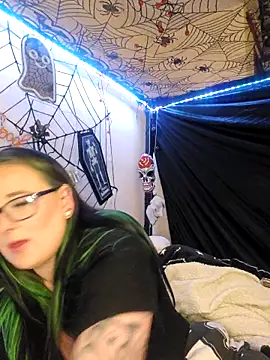 Snapshot of Bunny_Cummings chatting on 28, 11, 2025 Bunny Cummings online show from 28, 11, 2025