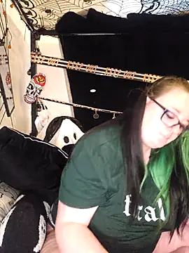 Snapshot of Bunny_Cummings chatting on 29, 10, 2025 Bunny Cummings online show from 29, 10, 2025