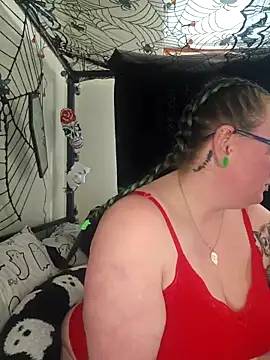 Snapshot of Bunny_Cummings chatting on 22, 10, 2025 Bunny Cummings online show from 22, 10, 2025