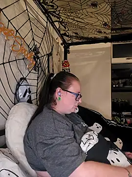 Snapshot of Bunny_Cummings chatting on 17, 10, 2025 Bunny Cummings online show from 17, 10, 2025