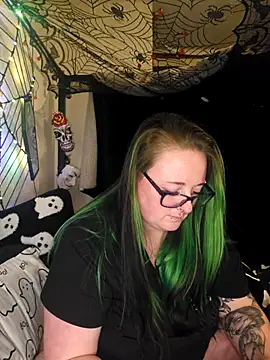 Snapshot of Bunny_Cummings chatting on 19, 10, 2025 Bunny Cummings online show from 19, 10, 2025