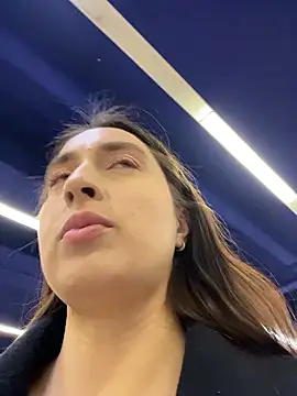 Holly Play online show from 13, 1, 2026