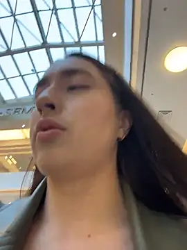 Holly Play online show from 3, 4, 2026