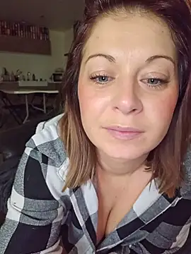 Chaudesquirt online show from 7, 1, 2026