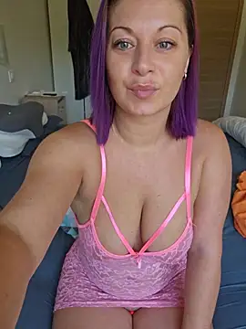 Chaudesquirt online show from 17, 6, 2026