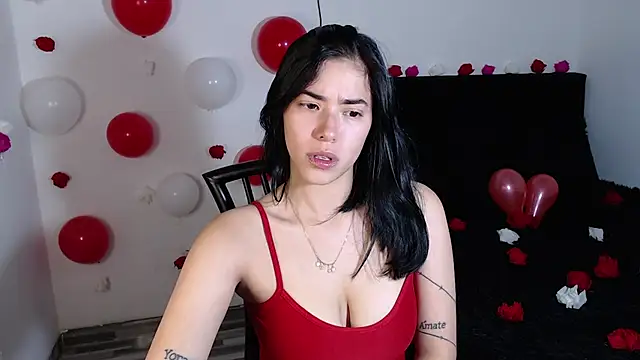 LESLIEBLACK  online show from 15, 2, 2025