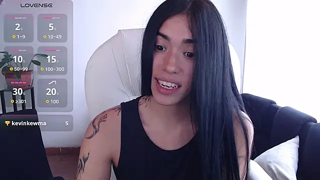 LESLIEBLACK  online show from 5, 8, 2026
