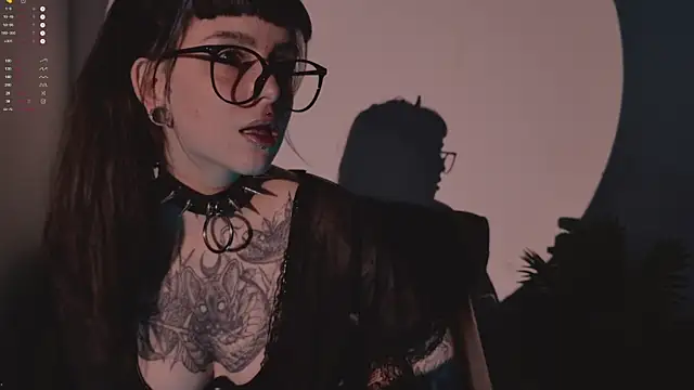 MichaellaMoon online show from 2, 12, 2025