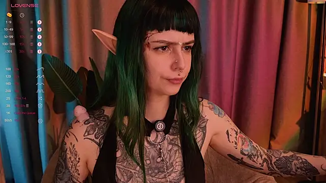 MichaellaMoon online show from 3, 2, 2025