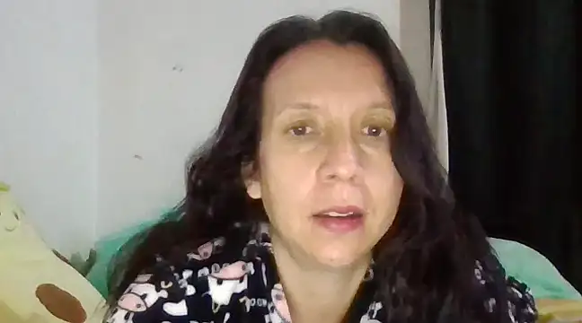 milfevha online show from 5, 3, 2025