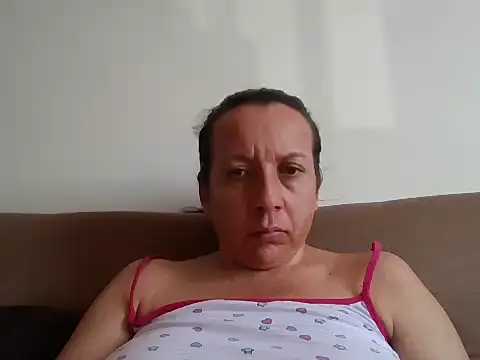 milfevha online show from 8, 11, 2025