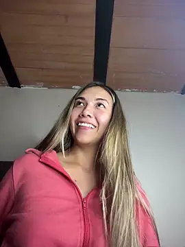 Iris lee online show from 14, 3, 2025