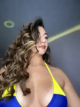 Iris lee online show from 26, 3, 2026