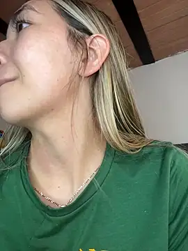 Iris lee online show from 1, 3, 2025