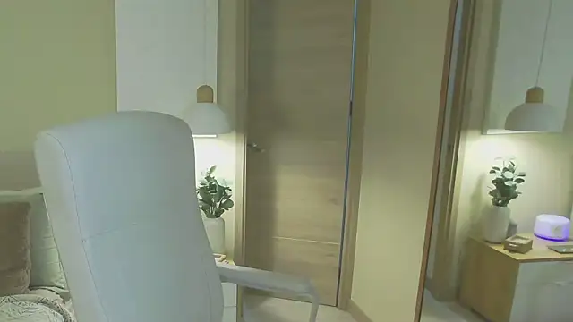 Snapshot of Alessia-miller_ chatting on 22, 2, 2026 Alessia-miller online show from 22, 2, 2026