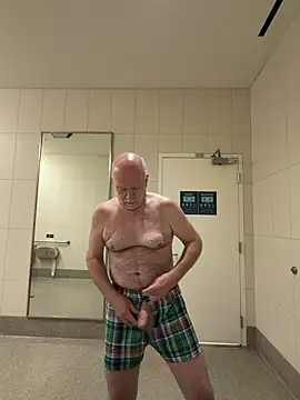 FLSexyGuy online show from 19, 4, 2026