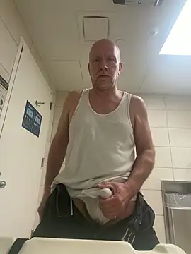 FLSexyGuy online show from 9, 4, 2026
