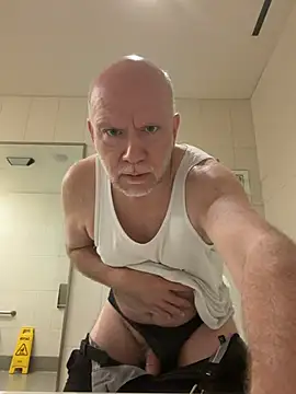 FLSexyGuy online show from 10, 4, 2026