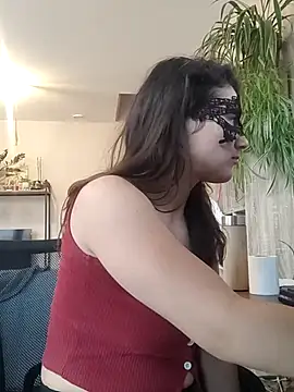 So Lucky Us online show from 7, 2, 2025