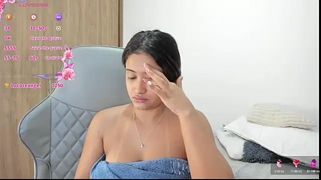 Isa squirt1 online show from 10, 3, 2025