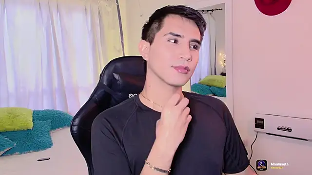 Chris Maddox online show from 18, 11, 2025