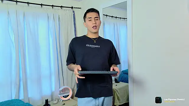 Chris Maddox online show from 1, 11, 2025